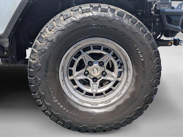 Used 2024 Jeep Wrangler Unlimited Sahara w/ Technology Group AWD/4WD image 23