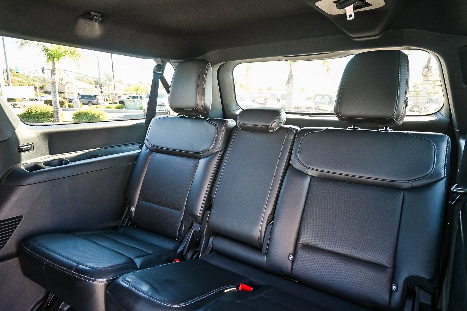 New 2025 Ford Expedition Max Platinum w/ Stealth Appearance Package image 25