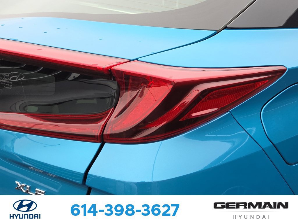 Used 2022 Toyota Prius Prime XLE FWD image 10