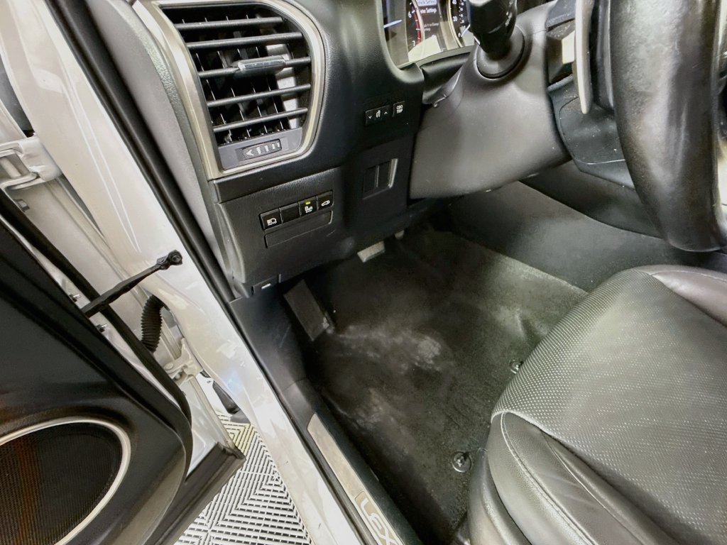 Used 2018 Lexus NX 300 FWD w/ Comfort Package image 10