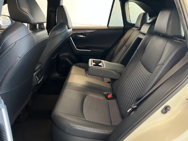 Used 2019 Toyota RAV4 XSE AWD/4WD image 31