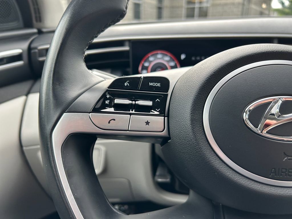 Used 2023 Hyundai Tucson SEL w/ Convenience Package image 17