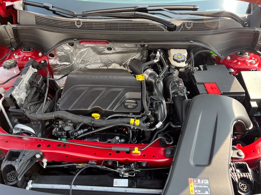 New 2026 Chevrolet Trax RS w/ Driver Confidence Package FWD image 21
