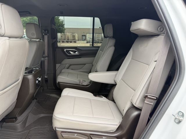 Used 2024 GMC Yukon SLT AWD/4WD image 29