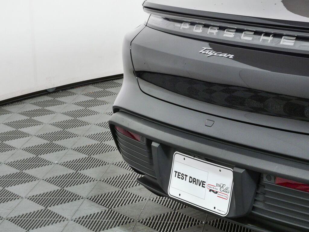 Certified 2023 Porsche Taycan RWD image 39