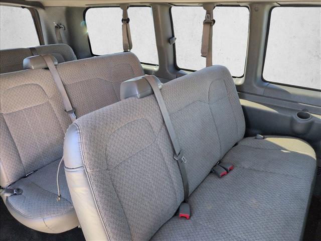 Used 2018 Chevrolet Express 3500 LT w/ LT Preferred Equipment Group image 18