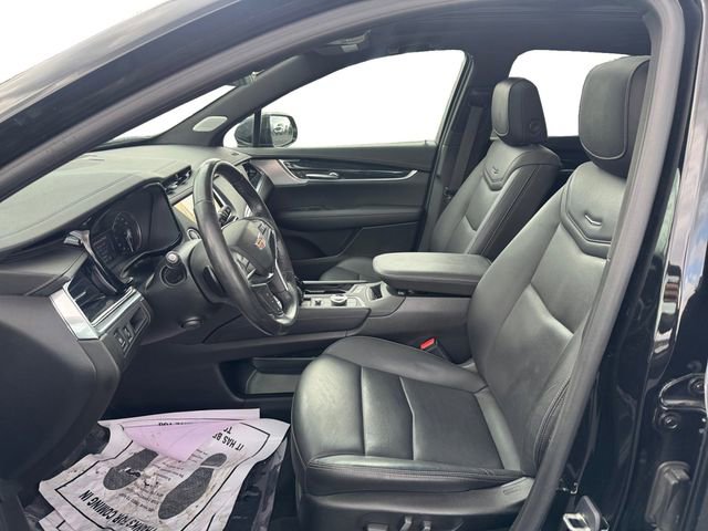 Certified 2023 Cadillac XT5 Premium Luxury w/ LPO, Floor Liner Package AWD/4WD image 10
