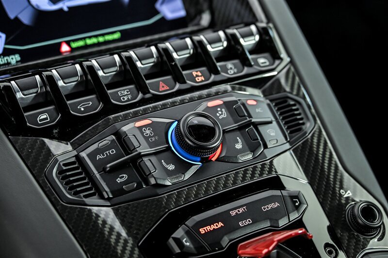 Used 2017 Lamborghini Aventador S AWD/4WD image 30