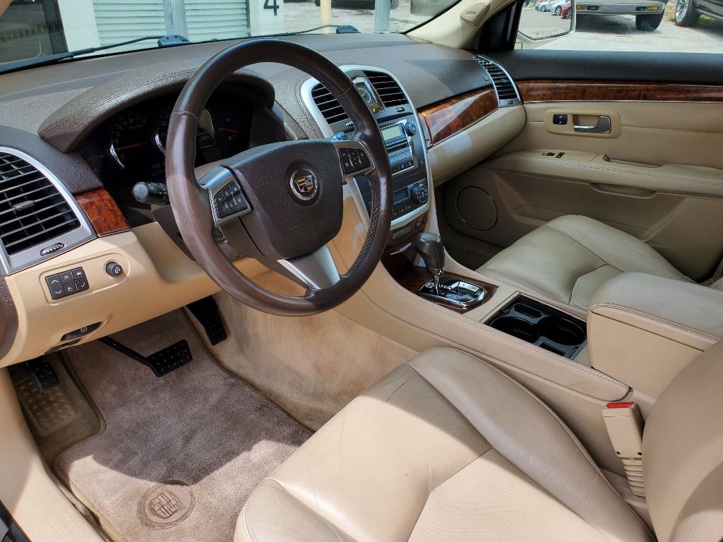 Used 2009 Cadillac SRX 2WD w/ Third Row Seating Package image 15