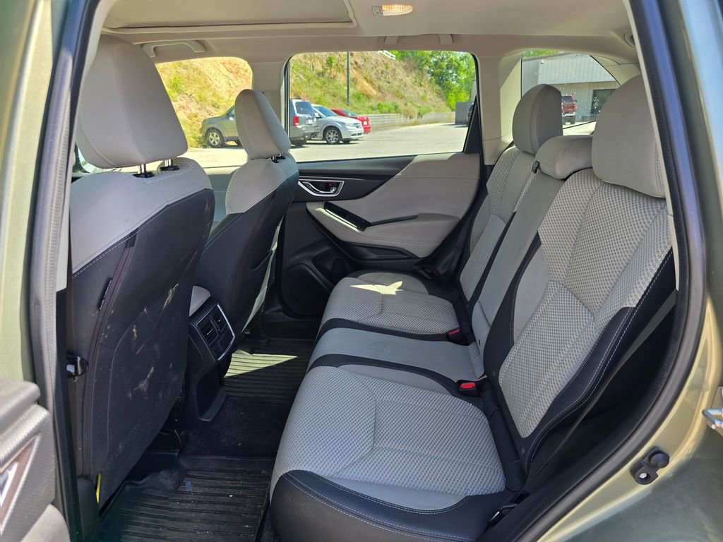 Used 2021 Subaru Forester Premium AWD/4WD image 10