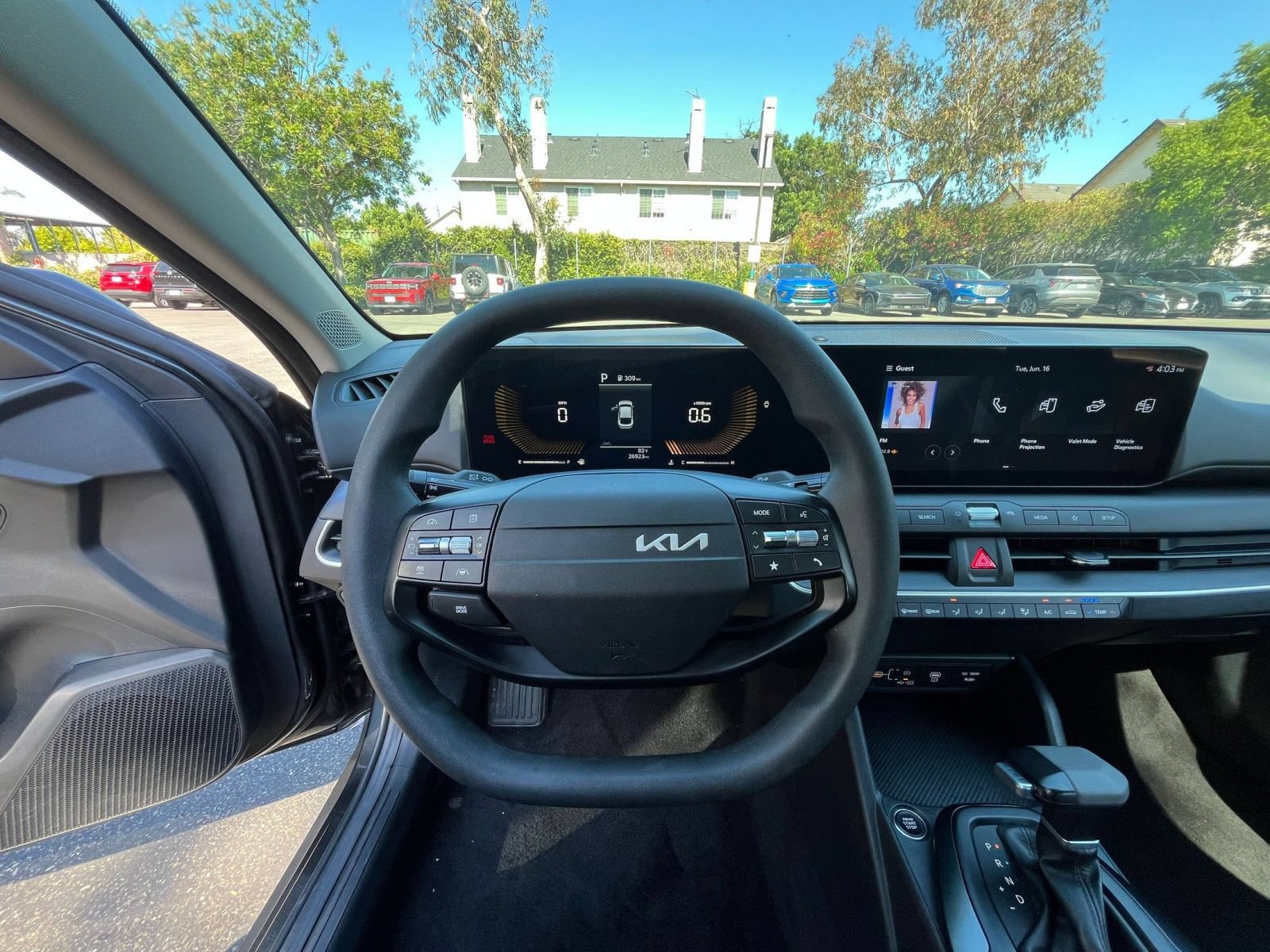 Used 2025 Kia K4 FWD image 33