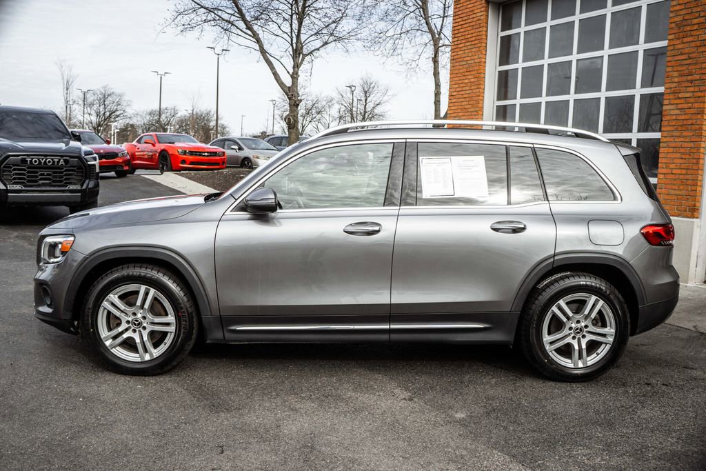Used 2022 Mercedes-Benz GLB 250 4MATIC w/ Premium Package Lite image 38