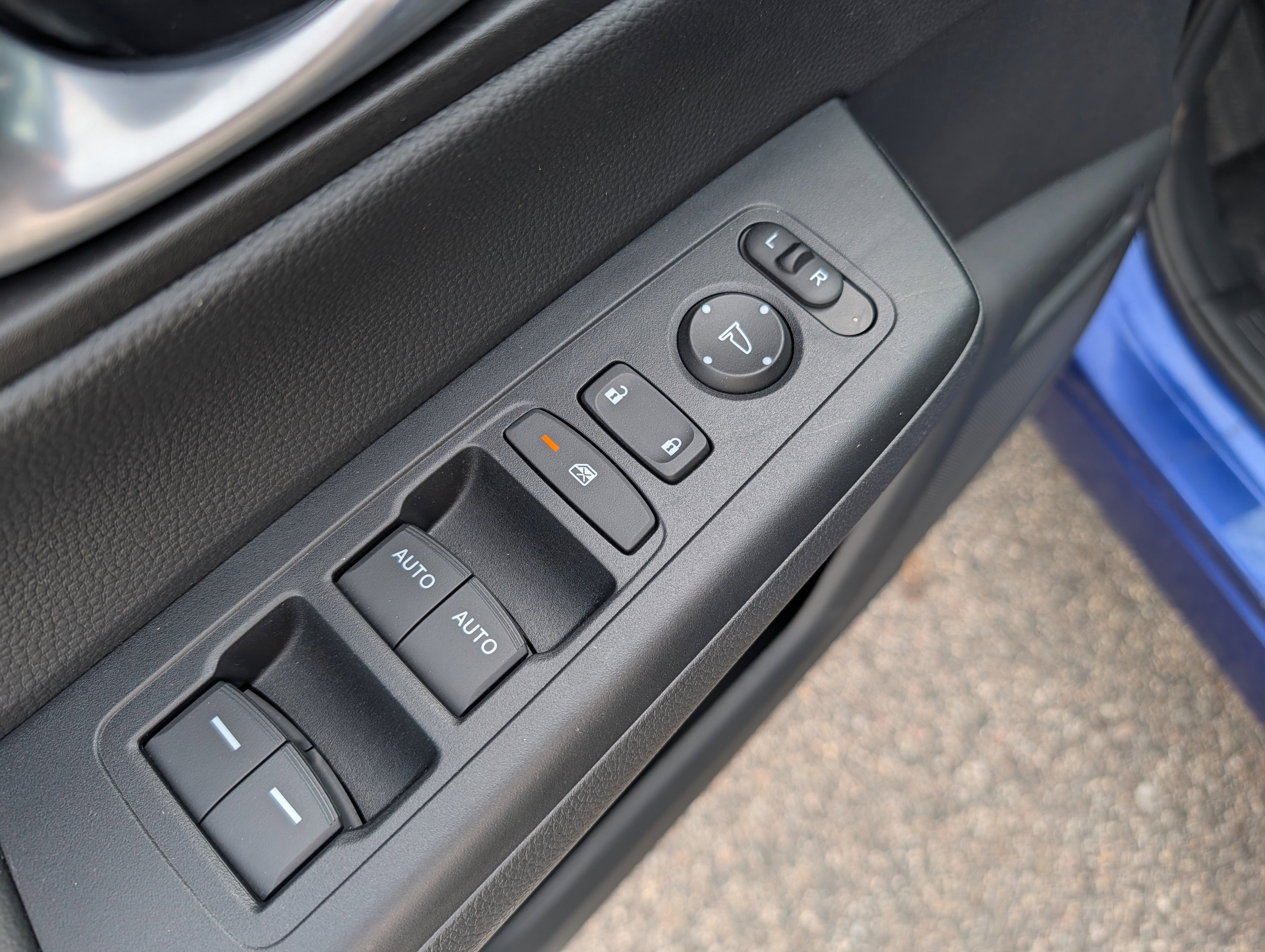 Used 2023 Honda CR-V Sport image 24