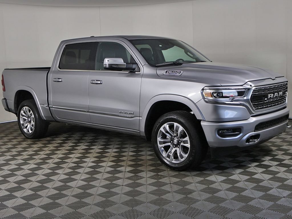 Used 2024 RAM 1500 Limited w/ Body Color Bumper Group AWD/4WD image 2
