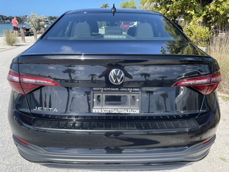 Used 2023 Volkswagen Jetta Sport image 27