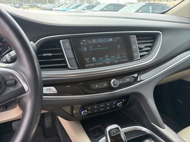 Used 2018 Buick Enclave Premium image 26