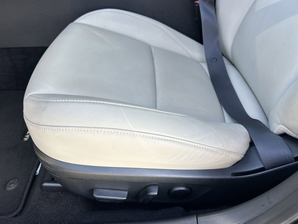 Used 2021 MAZDA MAZDA3 s image 19