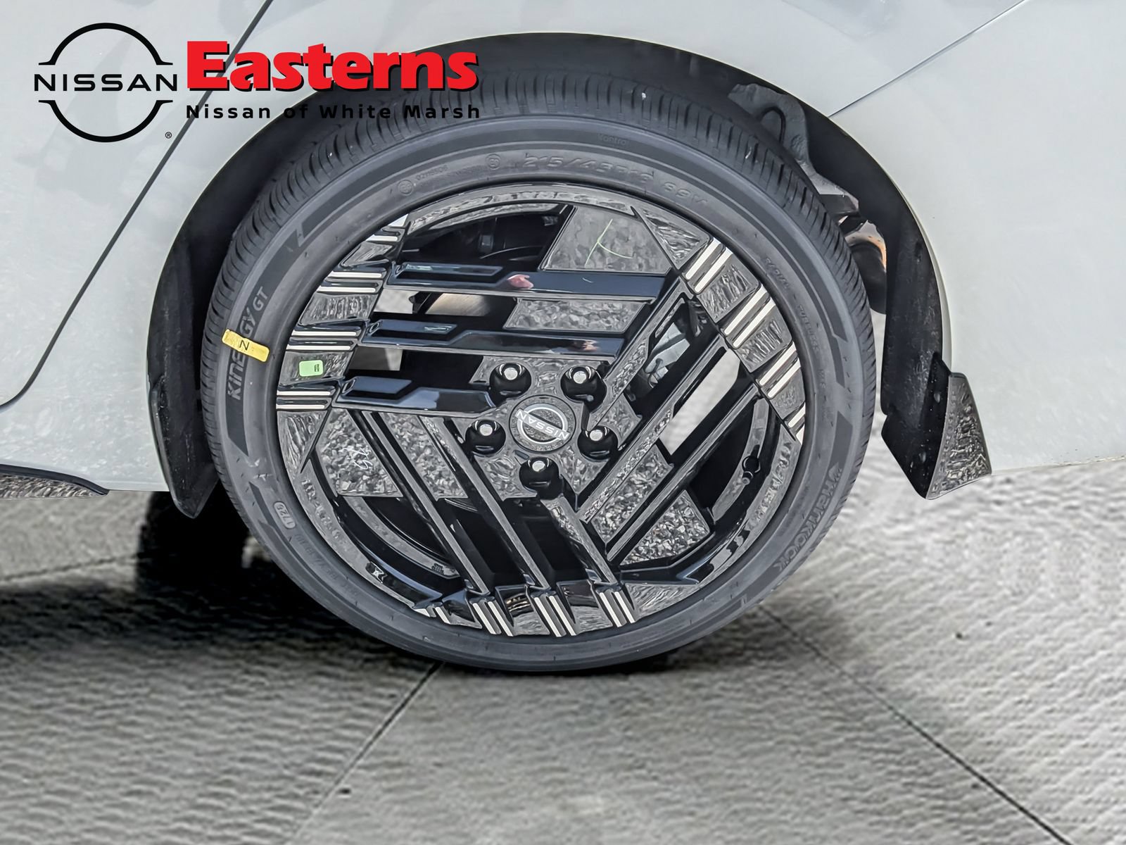 New 2027 Nissan Sentra SR w/ SR Premium Package FWD image 27