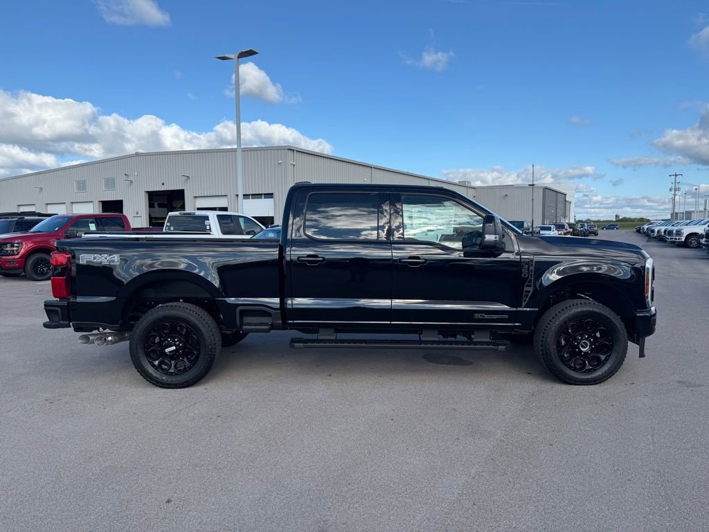 New 2026 Ford F350 Lariat w/ Black Appearance Package image 34