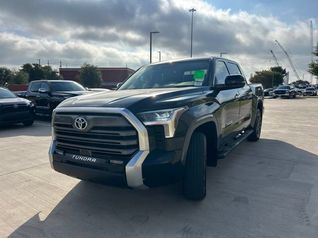 Used 2023 Toyota Tundra Limited w/ Power Package AWD/4WD image 7