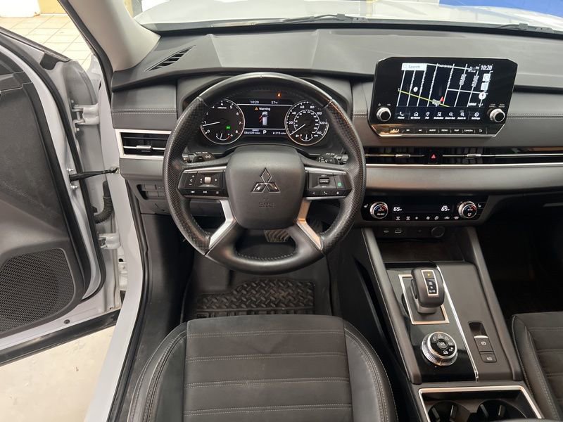 Used 2022 Mitsubishi Outlander SE AWD/4WD image 27