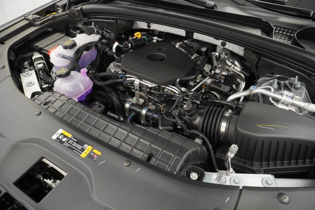New 2026 Jeep Grand Cherokee Altitude AWD/4WD image 39