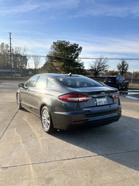 Used 2019 Ford Fusion SE image 7
