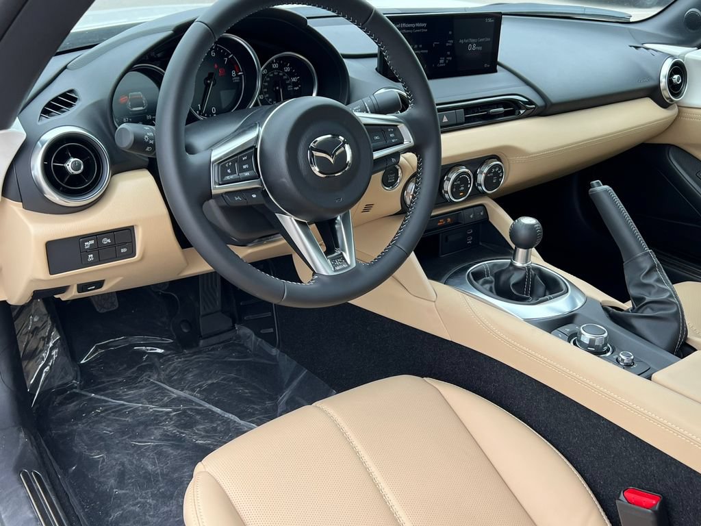 New 2026 MAZDA MX-5 Miata RF Grand Touring RWD image 2