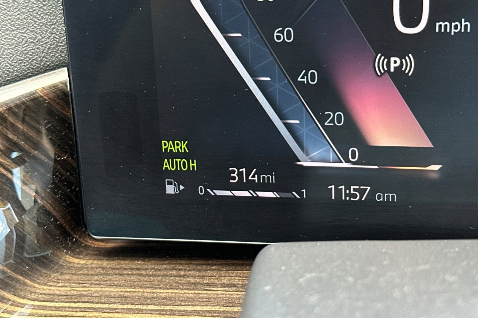 Used 2024 BMW X7 xDrive40i w/ Executive Package image 26