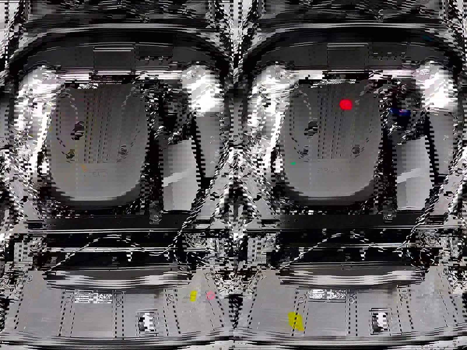 Used 2026 Volvo XC60 B5 Ultra w/ Climate Package image 13