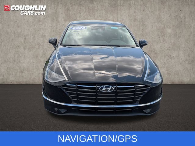 Used 2023 Hyundai Sonata SE FWD image 3
