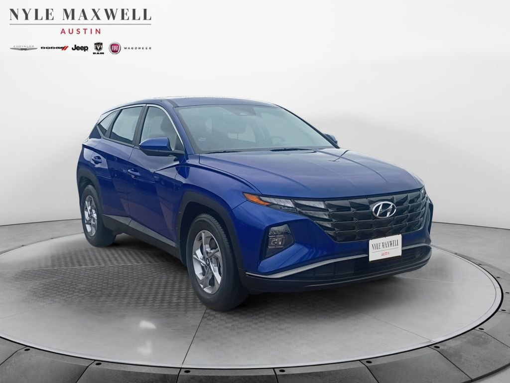 Used 2023 Hyundai Tucson SE image 2