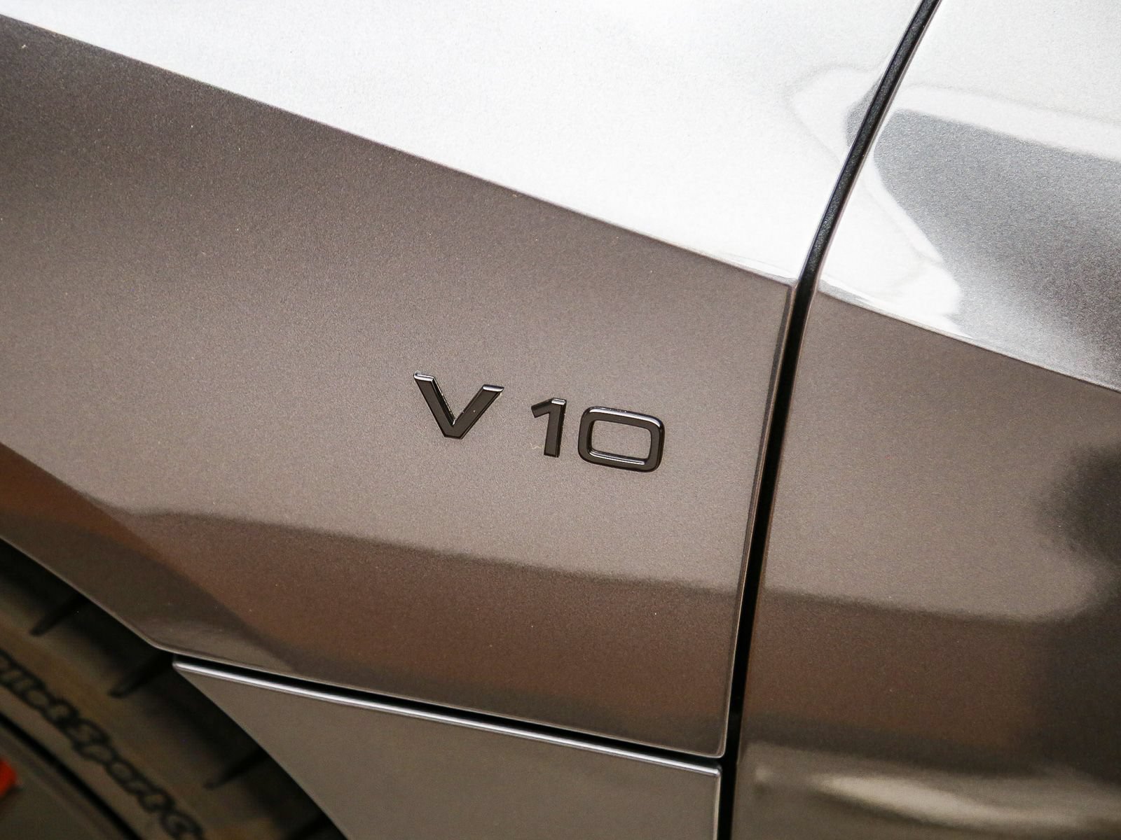 Used 2023 Audi R8 V10 GT RWD image 31
