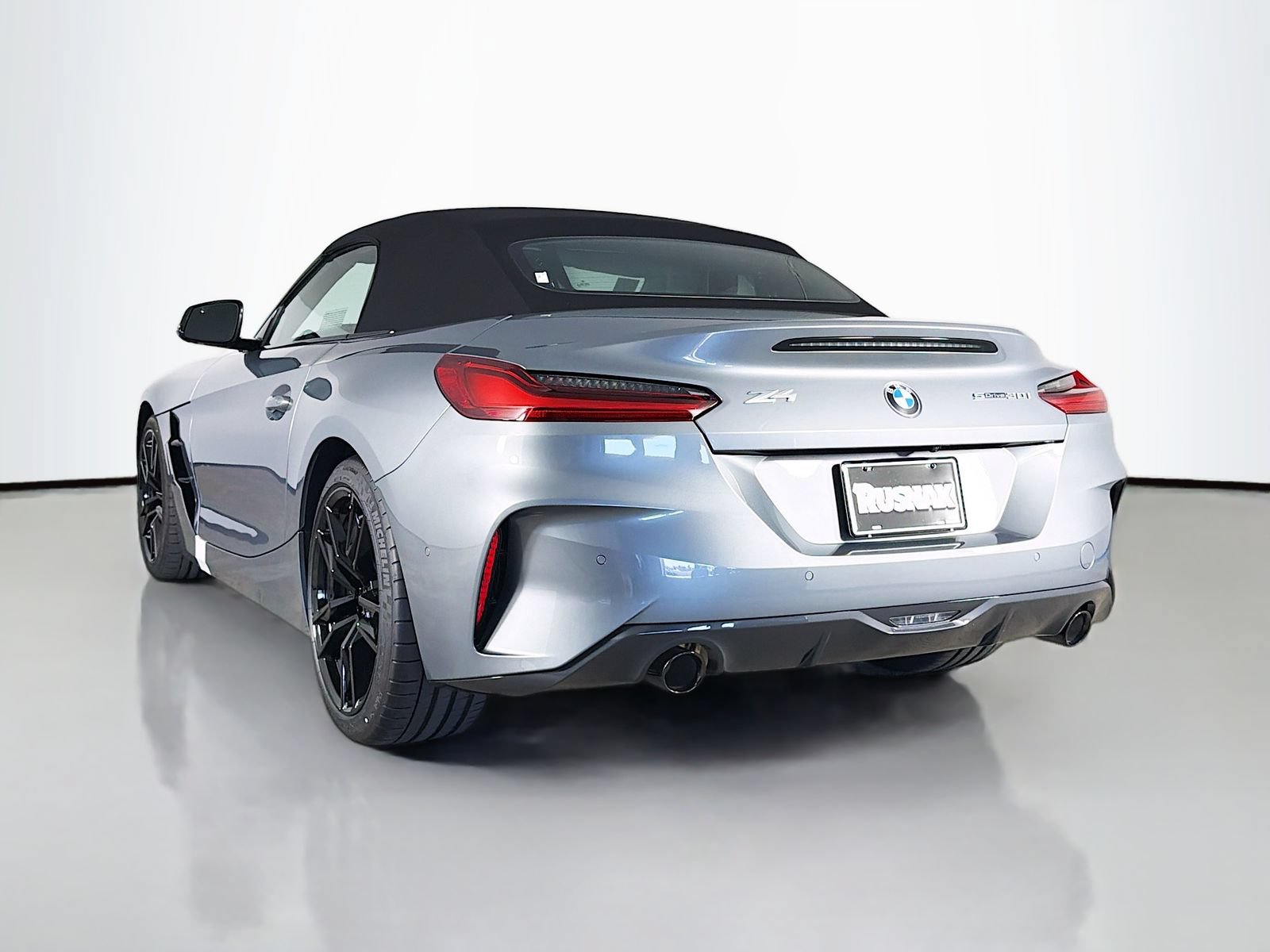 New 2026 BMW Z4 sDrive30i w/ Premium Package RWD image 5