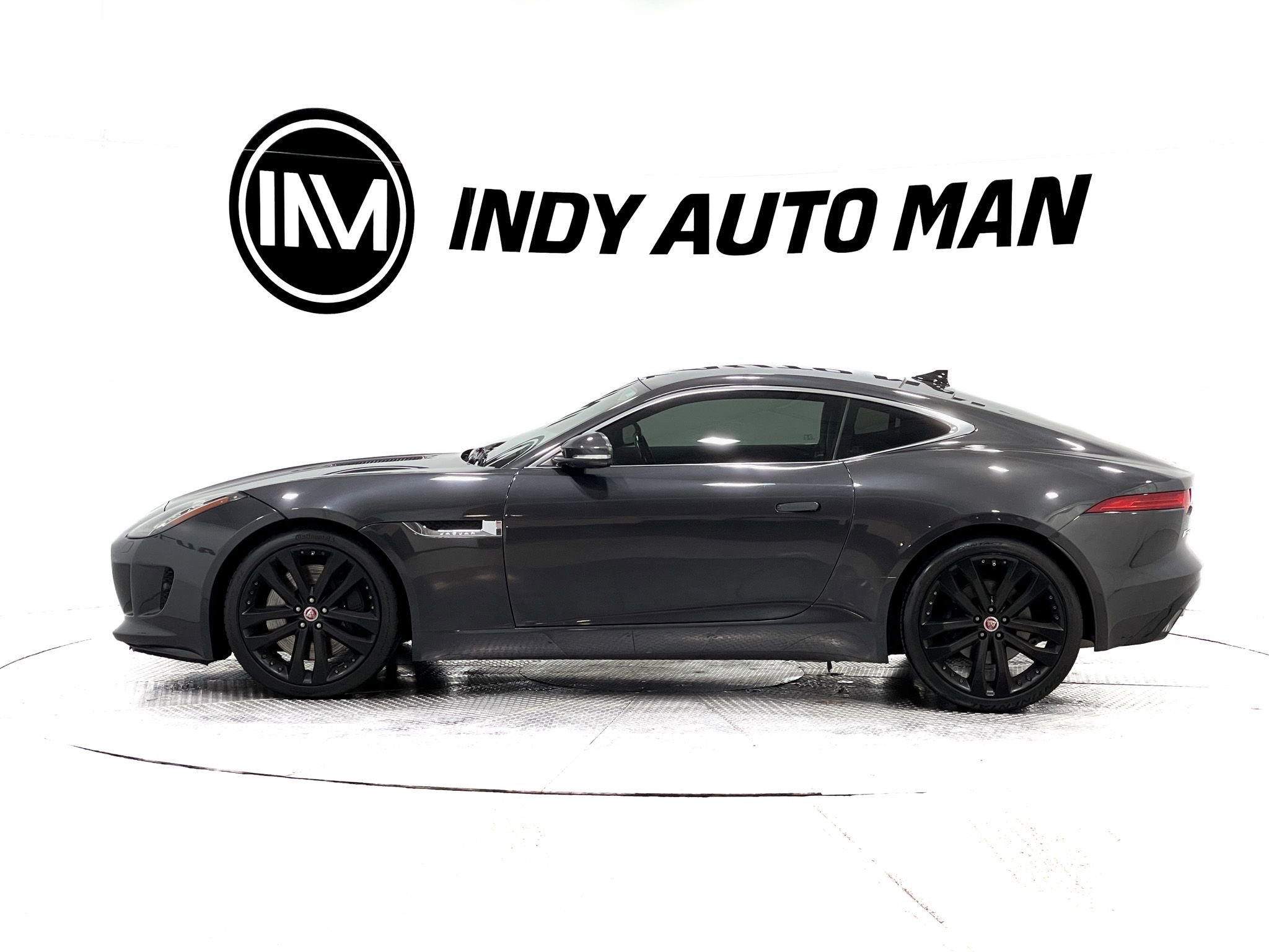 Used 2016 Jaguar F-TYPE S image 7