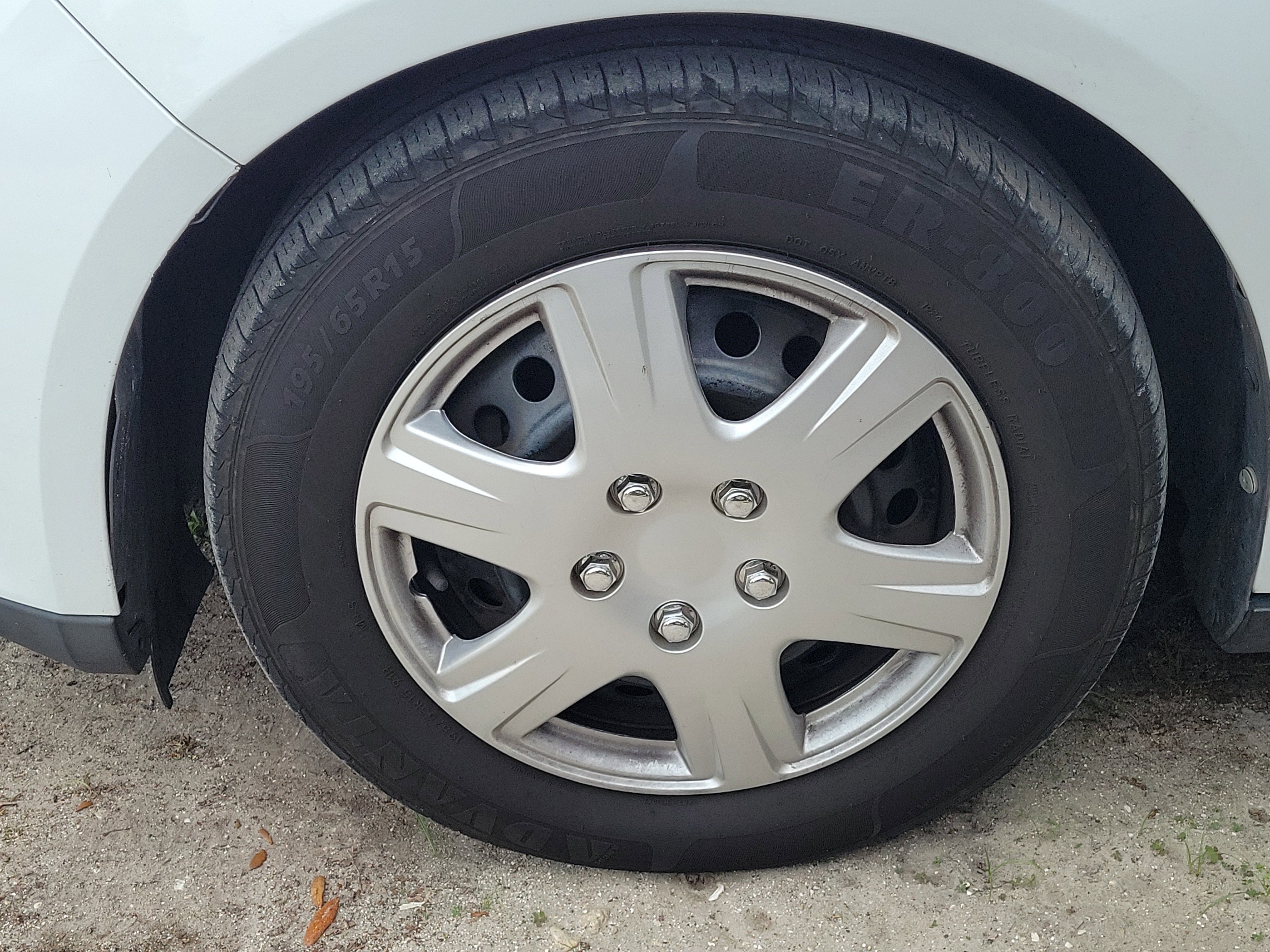 Used 2017 Ford Focus S FWD image 6