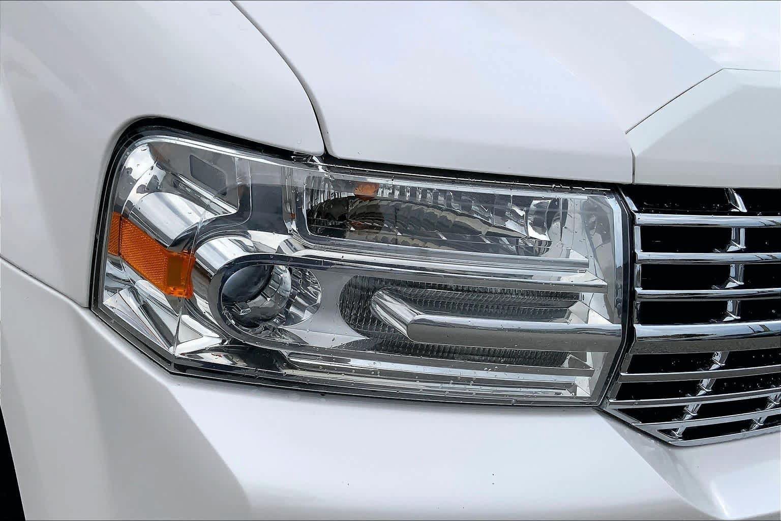 Used 2014 Lincoln Navigator 4WD w/ Equipment Group 101A image 27
