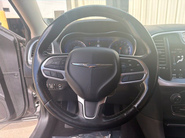 Used 2020 Chrysler 300 Touring w/ Sport Appearance Package RWD image 25