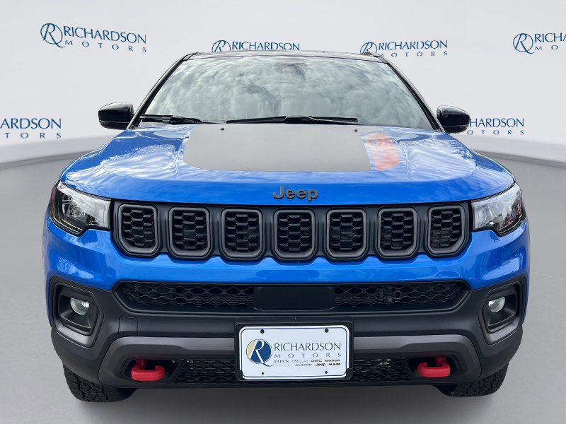 New 2026 Jeep Compass Trailhawk w/ Trailer Tow Group image 2