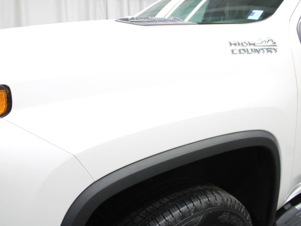Used 2023 Chevrolet Silverado 2500 High Country AWD/4WD image 51