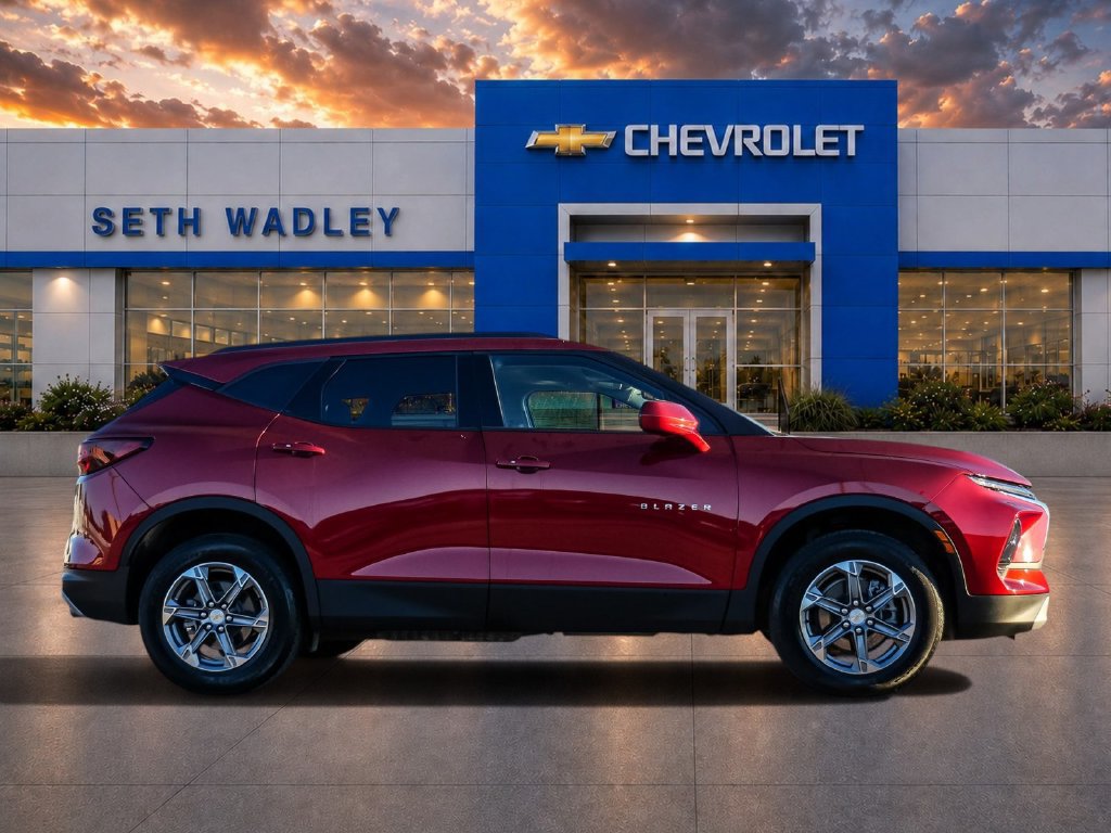 Used 2024 Chevrolet Blazer LT w/ Convenience Package FWD image 8