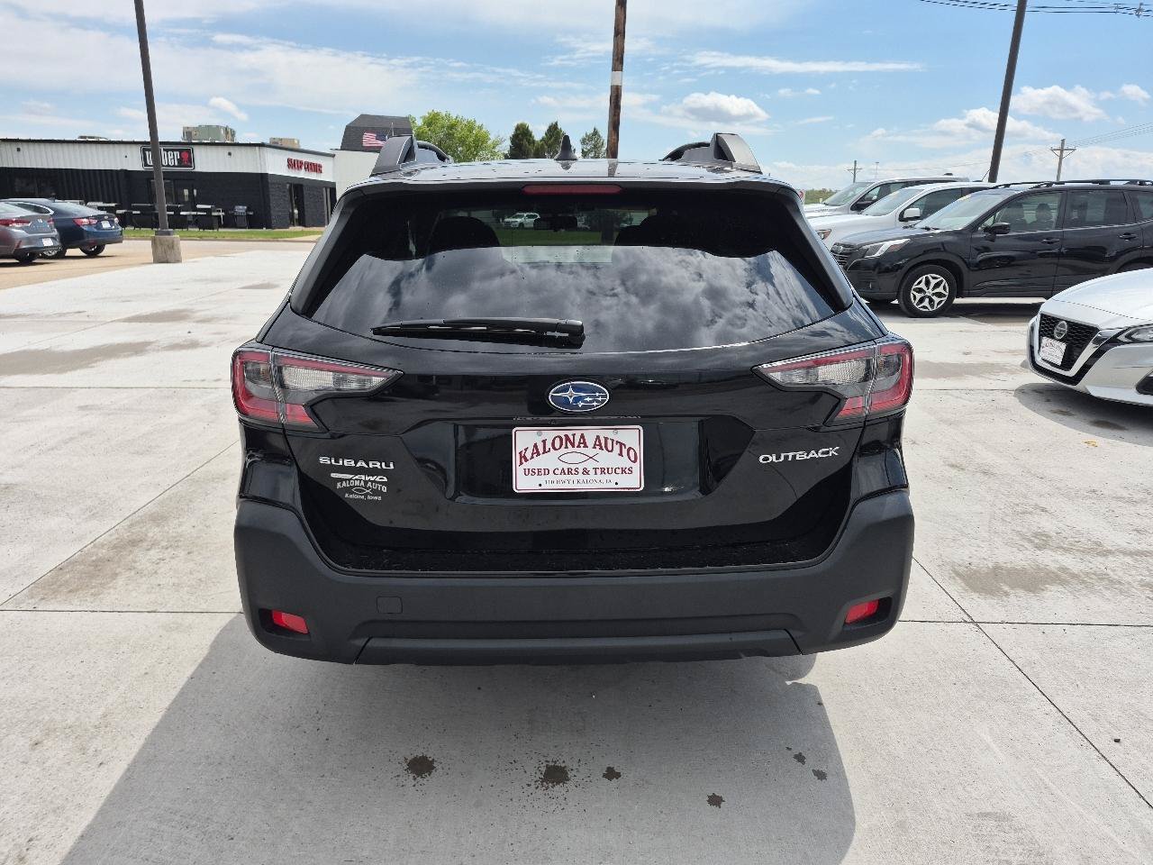 Used 2023 Subaru Outback Premium AWD/4WD image 7