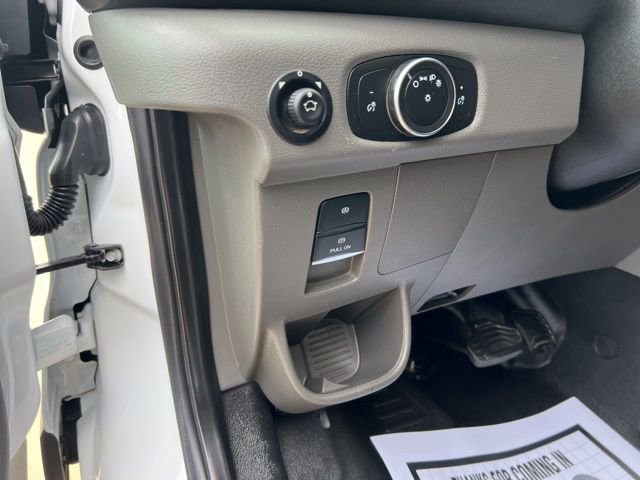 Used 2023 Ford Transit 250 Base image 30