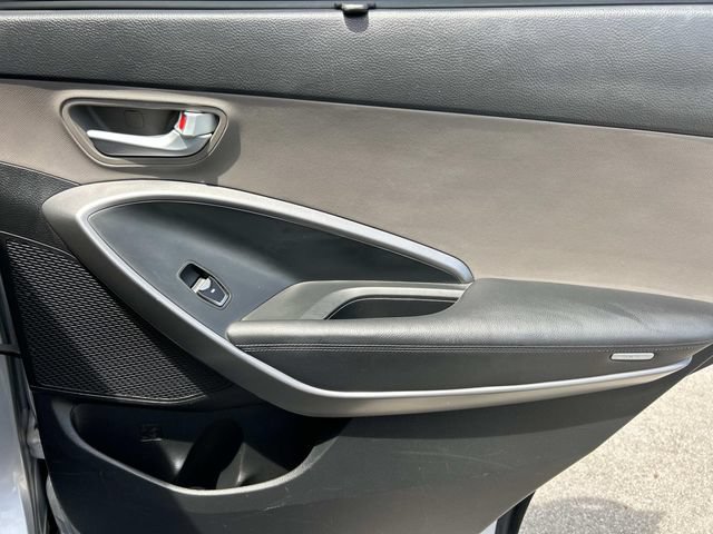 Used 2014 Hyundai Santa Fe GLS FWD image 24