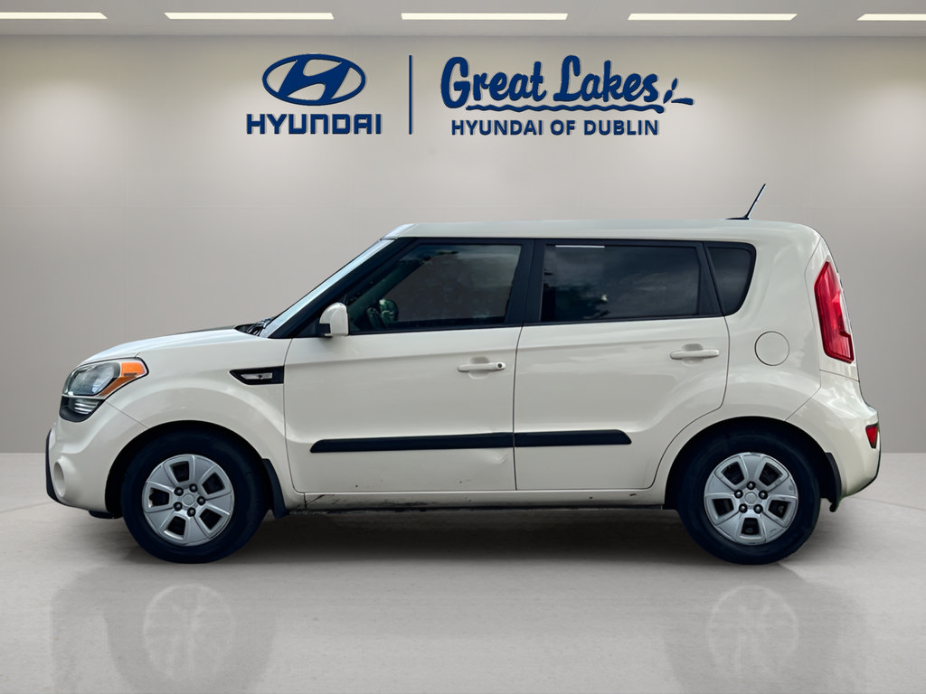 Used 2012 Kia Soul FWD image 2