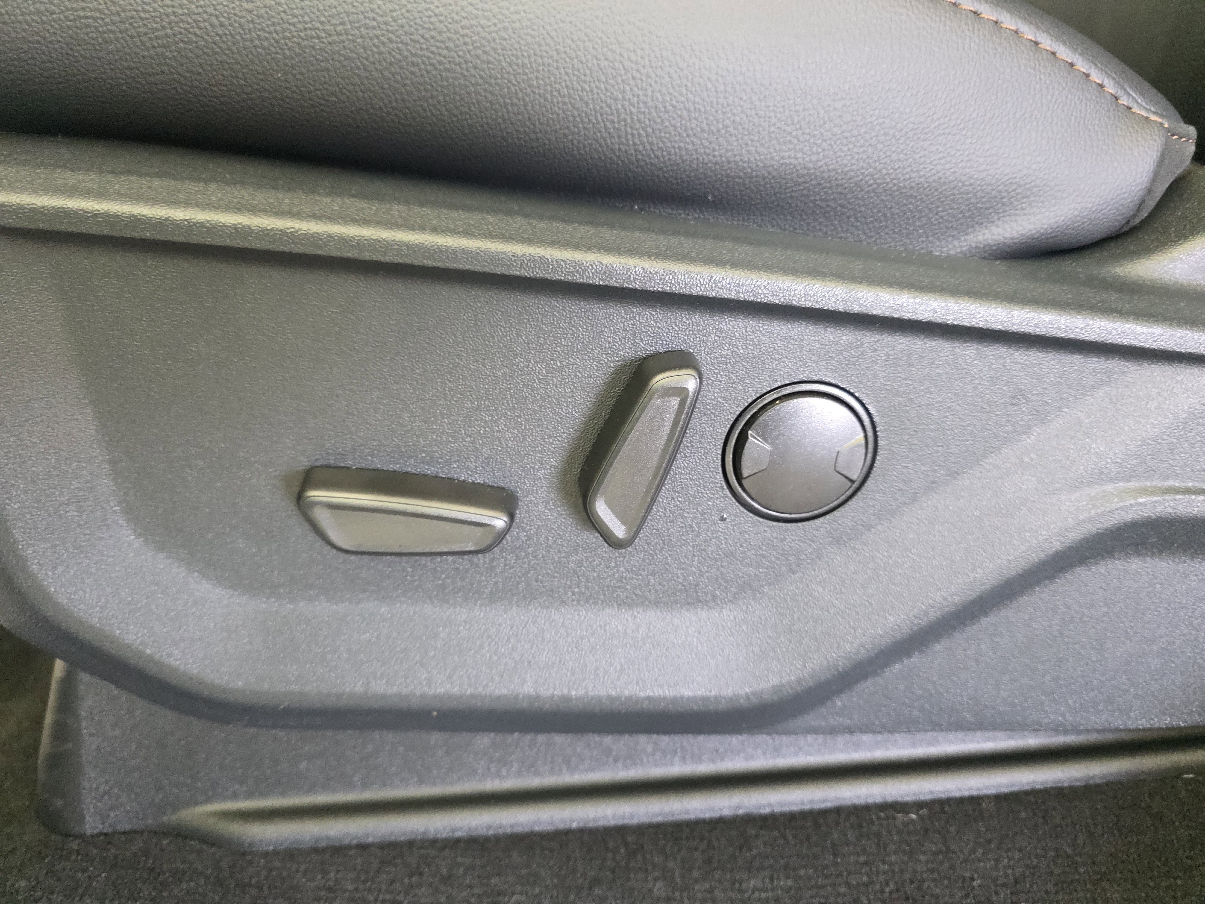 New 2026 Ford F250 Lariat image 19