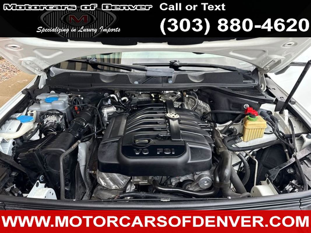 Used 2015 Volkswagen Touareg Sport AWD/4WD image 11