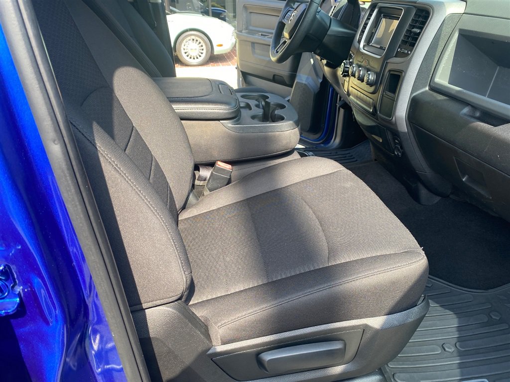 Used 2018 RAM 1500 Express RWD image 12