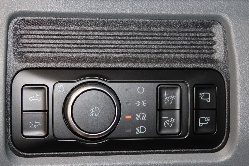 New 2026 Ford F250 XLT image 38