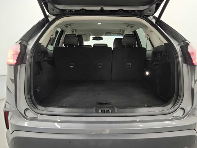 Used 2023 Ford Edge Titanium AWD/4WD image 32